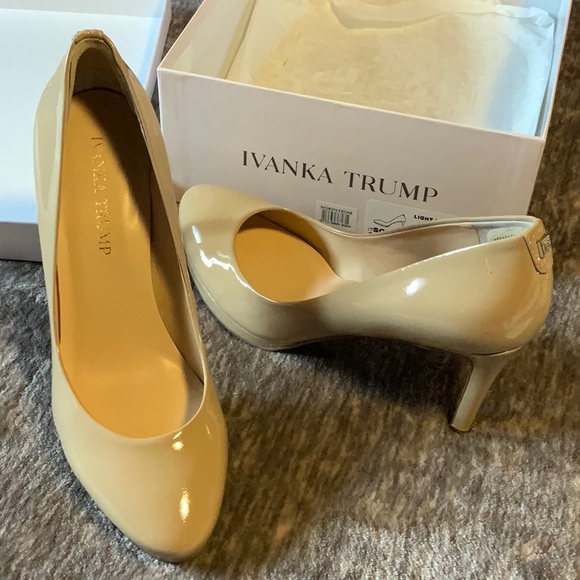 Ivanka Trump, heels, natural color, 6.5M - Picture 2 of 2